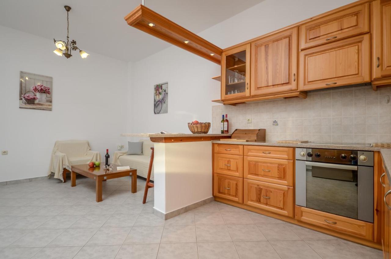 Bernie House Apartment Mélanes Екстериор снимка